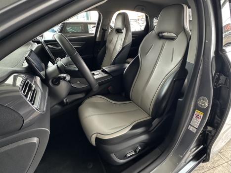 BYD King 1.5 16V 4P GL DM-I PHEV AUTOM�TICO, Foto 15