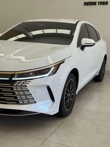 BYD King 1.5 16V 4P GS DM-I PHEV AUTOM�TICO, Foto 5