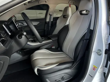 BYD King 1.5 16V 4P GS DM-I PHEV AUTOM�TICO, Foto 12