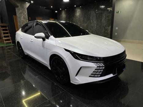 BYD King 1.5 16V 4P GL DM-I PHEV AUTOM�TICO, Foto 2
