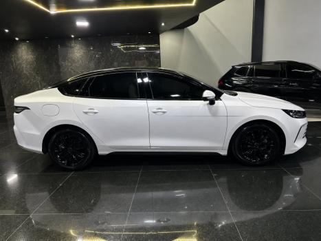BYD King 1.5 16V 4P GL DM-I PHEV AUTOM�TICO, Foto 10