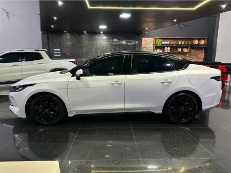 BYD King 1.5 16V 4P GL DM-I PHEV AUTOM�TICO, Foto 11