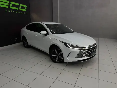 BYD King 1.5 16V 4P GS DM-I PHEV AUTOMÁTICO, Foto 2