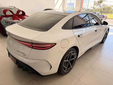 BYD Seal GS 4P 82,5 KW EL�TRICO 590 EV AWD, Foto 2
