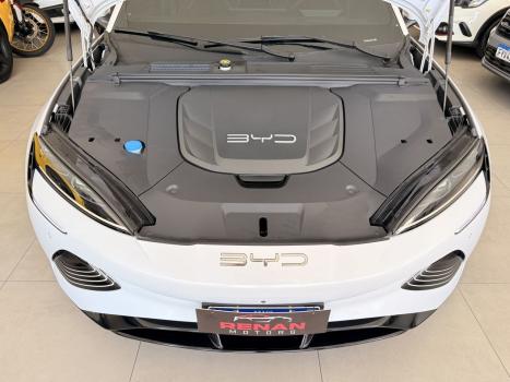 BYD Seal GS 4P 82,5 KW EL�TRICO 590 EV AWD, Foto 5