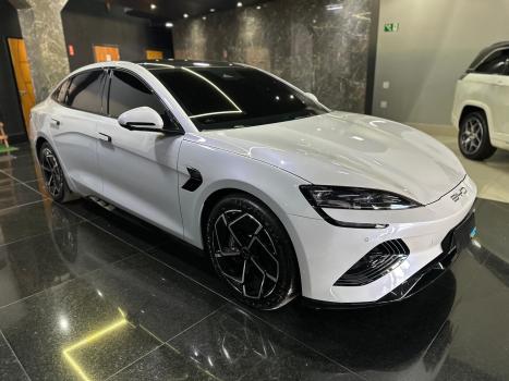 BYD Seal GS 4P 82,5 KW EL�TRICO 590 EV AWD, Foto 2