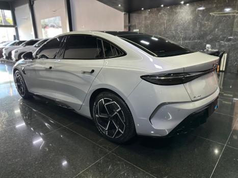 BYD Seal GS 4P 82,5 KW EL�TRICO 590 EV AWD, Foto 5