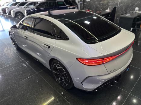 BYD Seal GS 4P 82,5 KW EL�TRICO 590 EV AWD, Foto 7