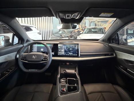 CHANGAN Uni-T 1.5 16V 4P FLEX TGDI 7DCT AUTOMÁTICO, Foto 15