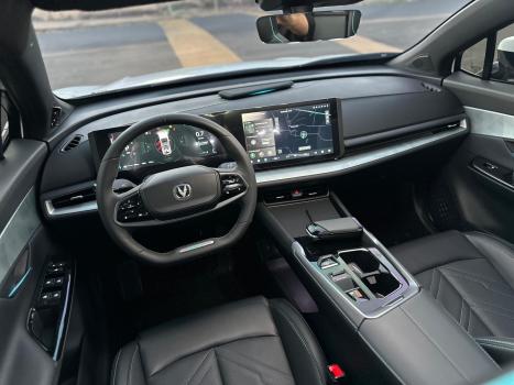 CHANGAN Uni-T , Foto 21