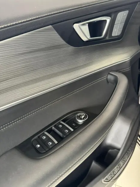 CHERY Tiggo 8 Pro 1.5 16V 4P TCI PLUG-IN HYBRID DHT TURBO AUTOM�TICO, Foto 14