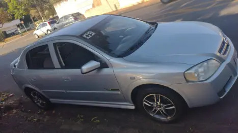 CHEVROLET Astra Hatch 2.0 4P ADVANTAGE  FLEX, Foto 2