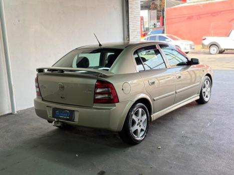 CHEVROLET Astra Hatch 2.0 4P ADVANTAGE FLEX AUTOM�TICO, Foto 3