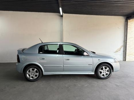 CHEVROLET Astra Hatch 2.0 4P ADVANTAGE FLEX AUTOMÁTICO, Foto 4