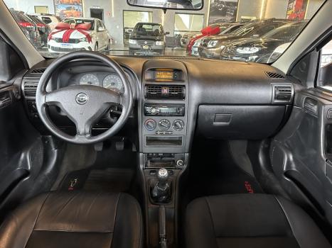 CHEVROLET Astra Hatch 2.0 4P CONFORT  FLEX, Foto 2