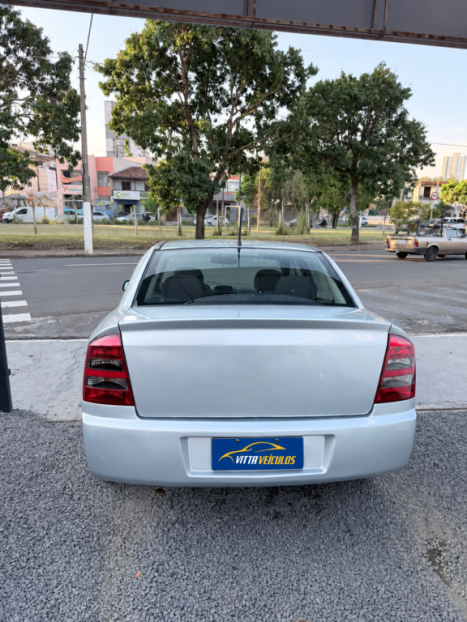 CHEVROLET Astra Sedan 2.0 16V 4P GLS, Foto 3