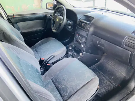 CHEVROLET Astra Sedan 1.8 4P MILENIUM, Foto 9