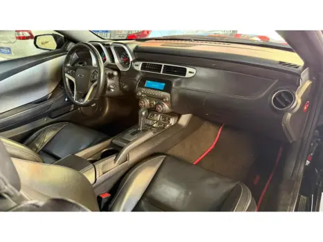 CHEVROLET Camaro 6.2 V8 32V 2SS COUP� AUTOM�TICO, Foto 25