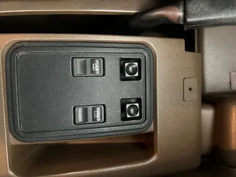 CHEVROLET Caravan 2.5 COMODORO SL/E, Foto 22 CHEVROLET Caravan 2.5 COMODORO SL/E, Foto 22