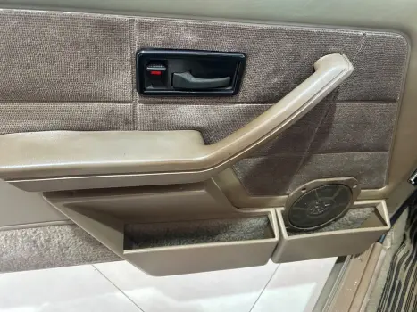 CHEVROLET Caravan 2.5 COMODORO SL/E, Foto 24 CHEVROLET Caravan 2.5 COMODORO SL/E, Foto 24