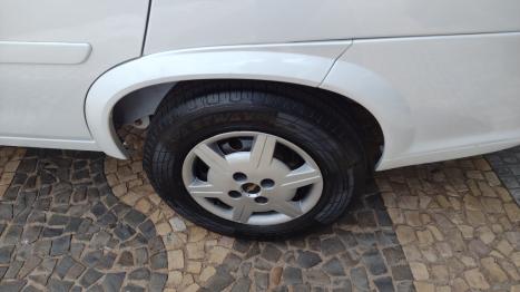 CHEVROLET Classic Sedan 1.0 4P VHCE FLEX LS, Foto 13