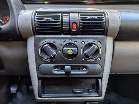 CHEVROLET Classic Sedan 1.0 4P VHCE FLEX LS, Foto 12