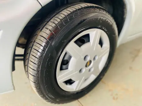 CHEVROLET Classic Sedan 1.0 4P VHCE FLEX LS, Foto 15