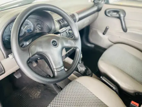 CHEVROLET Classic Sedan 1.0 4P VHCE FLEX LS, Foto 19