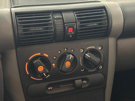 CHEVROLET Classic Sedan 1.0 4P VHCE FLEX LS, Foto 13