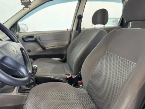 CHEVROLET Classic Sedan 1.0 4P VHCE FLEX LS, Foto 10