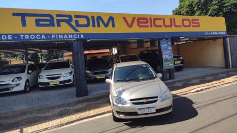 CHEVROLET Classic Sedan 1.0 4P VHCE FLEX LS, Foto 2