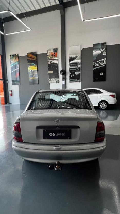 CHEVROLET Classic Sedan 1.6 4P, Foto 5