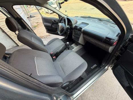CHEVROLET Classic Sedan 1.0 4P VHCE FLEX LS, Foto 8