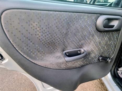 CHEVROLET Corsa Hatch 1.4 4P MAXX FLEX, Foto 18 CHEVROLET Corsa Hatch 1.4 4P MAXX FLEX, Foto 18