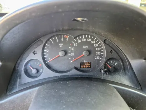 CHEVROLET Corsa Hatch 1.0 4P MAXX, Foto 10