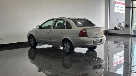 CHEVROLET Corsa Sedan 1.8 4P, Foto 4