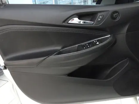 CHEVROLET Cruze Hatch 1.4 16V 4P LT SPORT6 TURBO FLEX AUTOMTICO, Foto 15