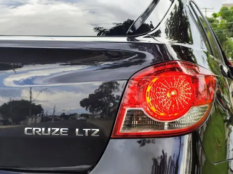 CHEVROLET Cruze Hatch 1.8 16V 4P LTZ SPORT6 FLEX AUTOMÁTICO, Foto 11 CHEVROLET Cruze Hatch 1.8 16V 4P LTZ SPORT6 FLEX AUTOMÁTICO, Foto 11