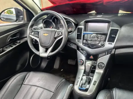 CHEVROLET Cruze Hatch 1.8 16V 4P LTZ SPORT6 FLEX AUTOMÁTICO, Foto 15 CHEVROLET Cruze Hatch 1.8 16V 4P LTZ SPORT6 FLEX AUTOMÁTICO, Foto 15
