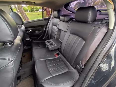 CHEVROLET Cruze Hatch 1.8 16V 4P LTZ SPORT6 FLEX AUTOMÁTICO, Foto 20 CHEVROLET Cruze Hatch 1.8 16V 4P LTZ SPORT6 FLEX AUTOMÁTICO, Foto 20