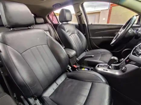 CHEVROLET Cruze Hatch 1.8 16V 4P LTZ SPORT6 FLEX AUTOMÁTICO, Foto 21 CHEVROLET Cruze Hatch 1.8 16V 4P LTZ SPORT6 FLEX AUTOMÁTICO, Foto 21