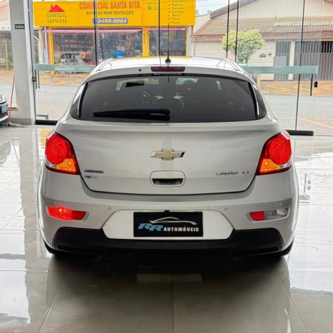 CHEVROLET Cruze Hatch 1.8 16V 4P LT SPORT6 FLEX, Foto 5 CHEVROLET Cruze Hatch 1.8 16V 4P LT SPORT6 FLEX, Foto 5