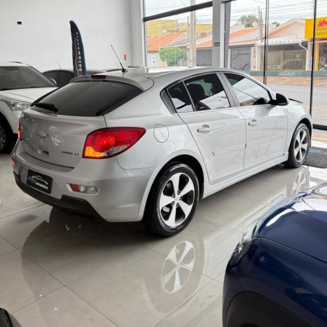 CHEVROLET Cruze Hatch 1.8 16V 4P LT SPORT6 FLEX, Foto 6 CHEVROLET Cruze Hatch 1.8 16V 4P LT SPORT6 FLEX, Foto 6