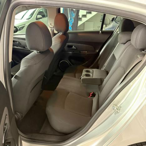 CHEVROLET Cruze Hatch 1.8 16V 4P LT SPORT6 FLEX, Foto 14 CHEVROLET Cruze Hatch 1.8 16V 4P LT SPORT6 FLEX, Foto 14