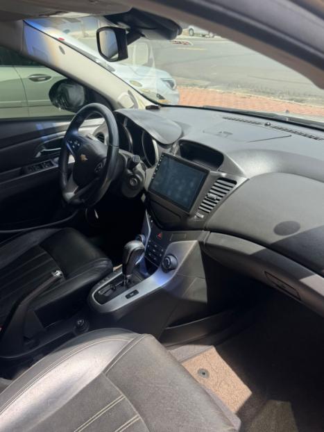 CHEVROLET Cruze Hatch 1.8 16V 4P LT SPORT FLEX AUTOM�TICO, Foto 6