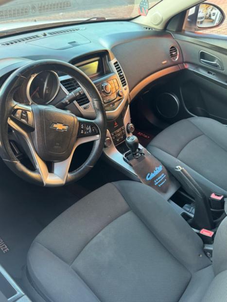 CHEVROLET Cruze Hatch 1.8 16V 4P LT SPORT6 FLEX, Foto 9
