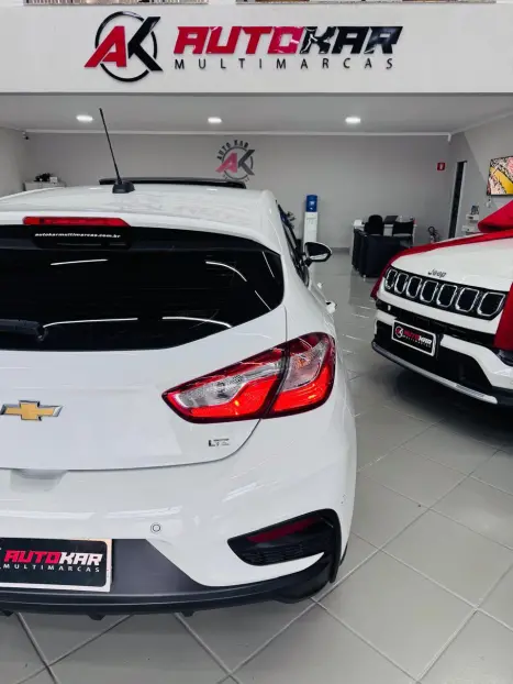 CHEVROLET Cruze Hatch 1.4 16V 4P LTZ SPORT6 TURBO FLEX AUTOM�TICO, Foto 9