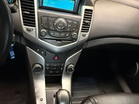 CHEVROLET Cruze Hatch 1.8 16V 4P LT SPORT FLEX AUTOM�TICO, Foto 8