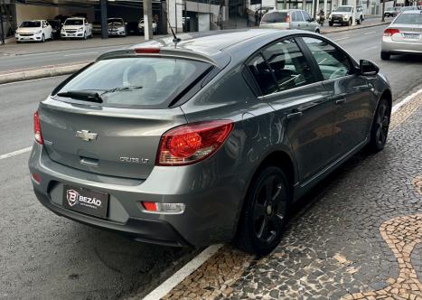 CHEVROLET Cruze Hatch 1.8 16V 4P LT SPORT6 FLEX AUTOM�TICO, Foto 3