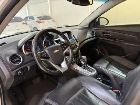 CHEVROLET Cruze Hatch 1.8 16V 4P LT SPORT FLEX AUTOM�TICO, Foto 16